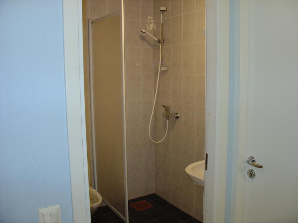 Kuressaare Airport Guest House Værelse billede
